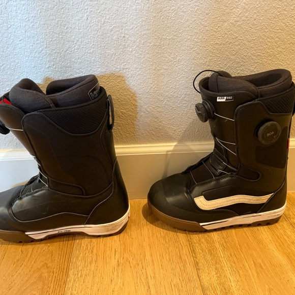 Vans Aura Pro Snowboard Boots Mens Size 8 Almost New - Picture 4 of 6